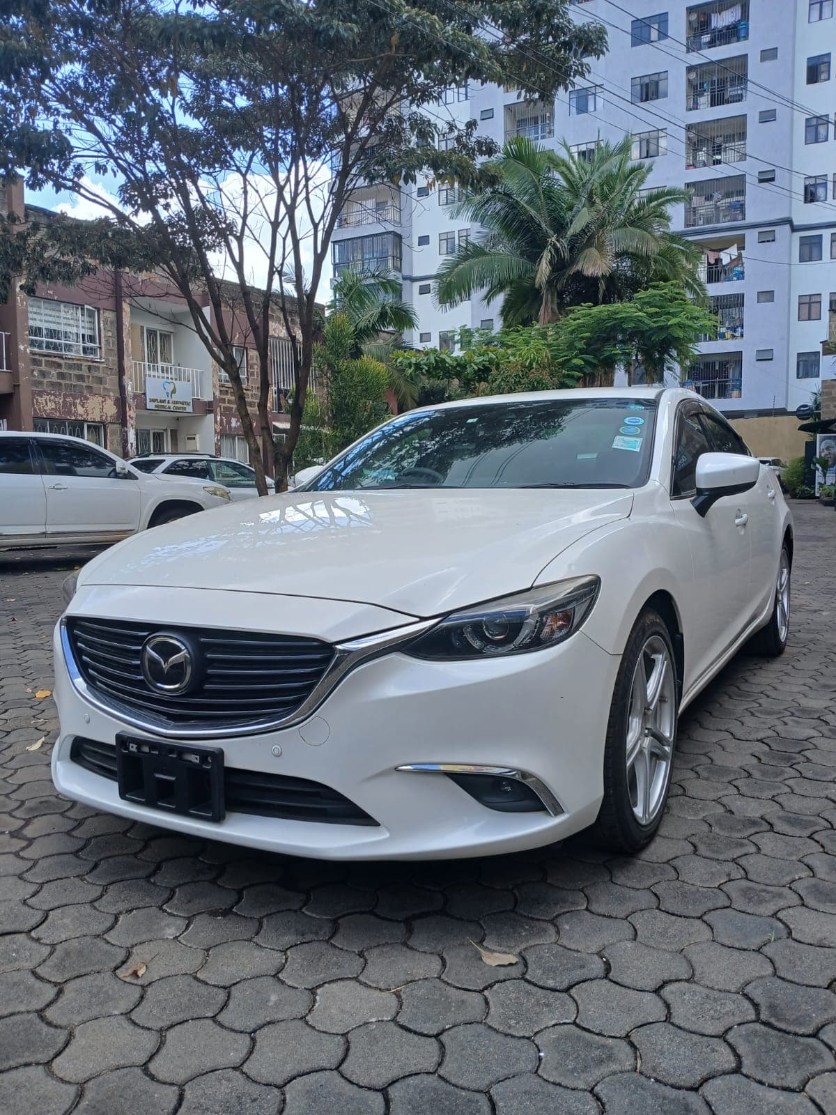 Mazda Atenza · photo